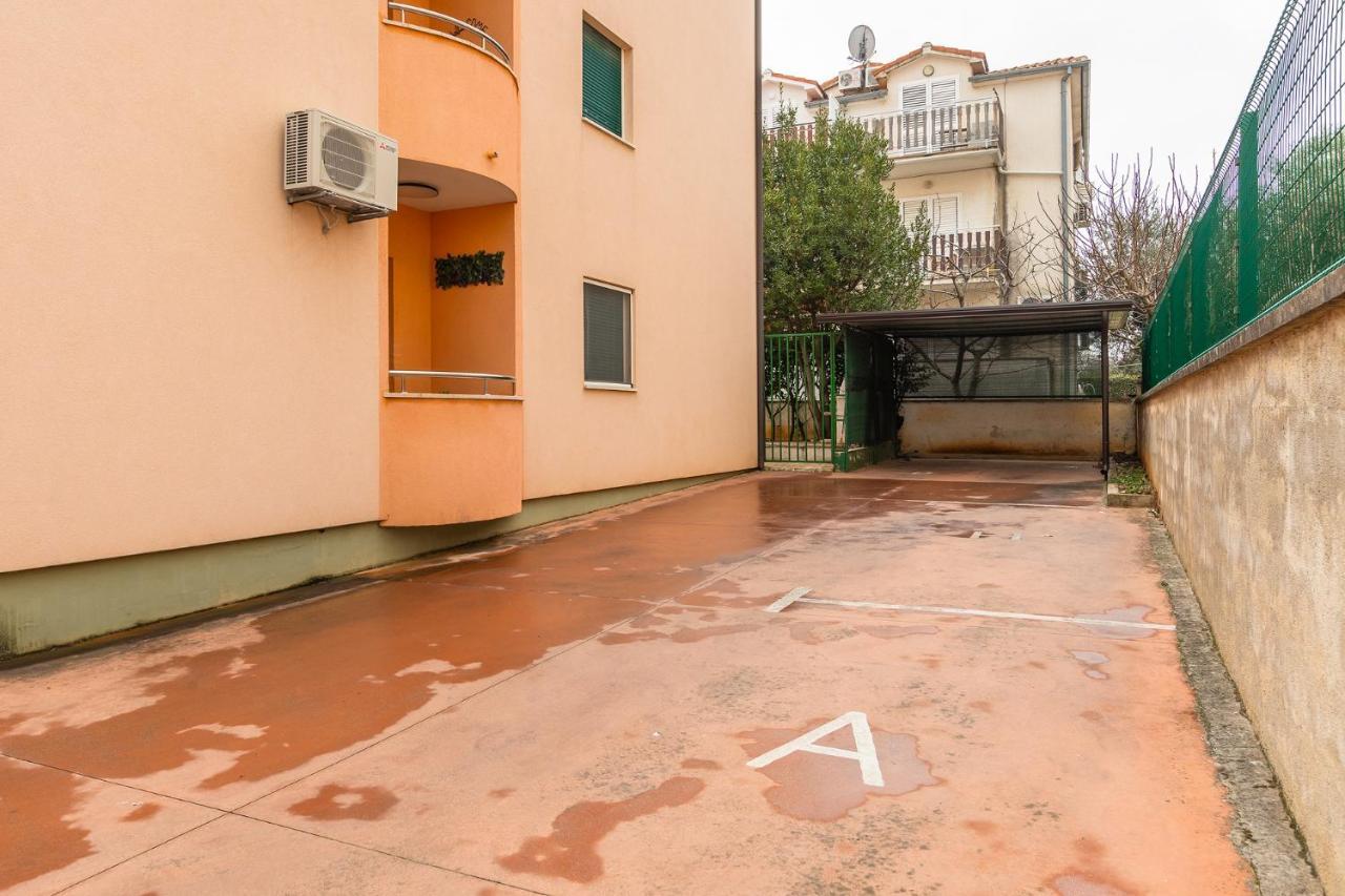 Apartment N&N Rovinj Exterior photo